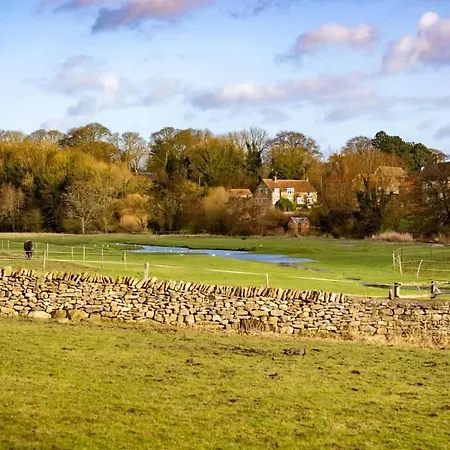 度假居 Yew Tree *